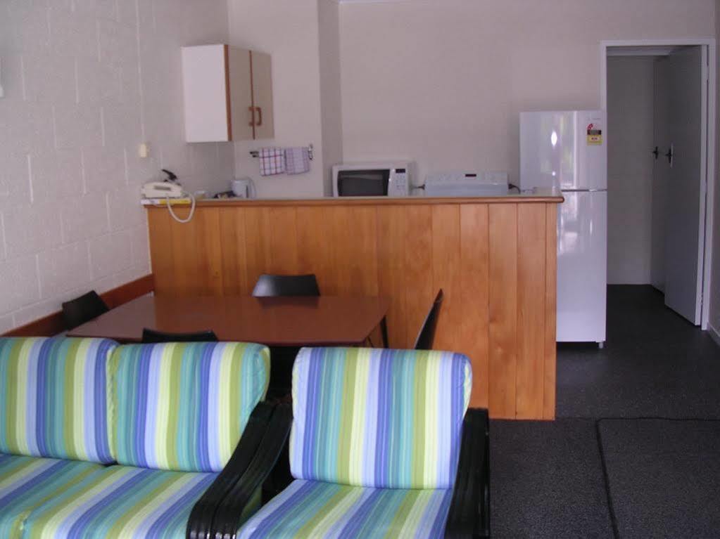 Acacia Lodge Motel Mangonui Buitenkant foto